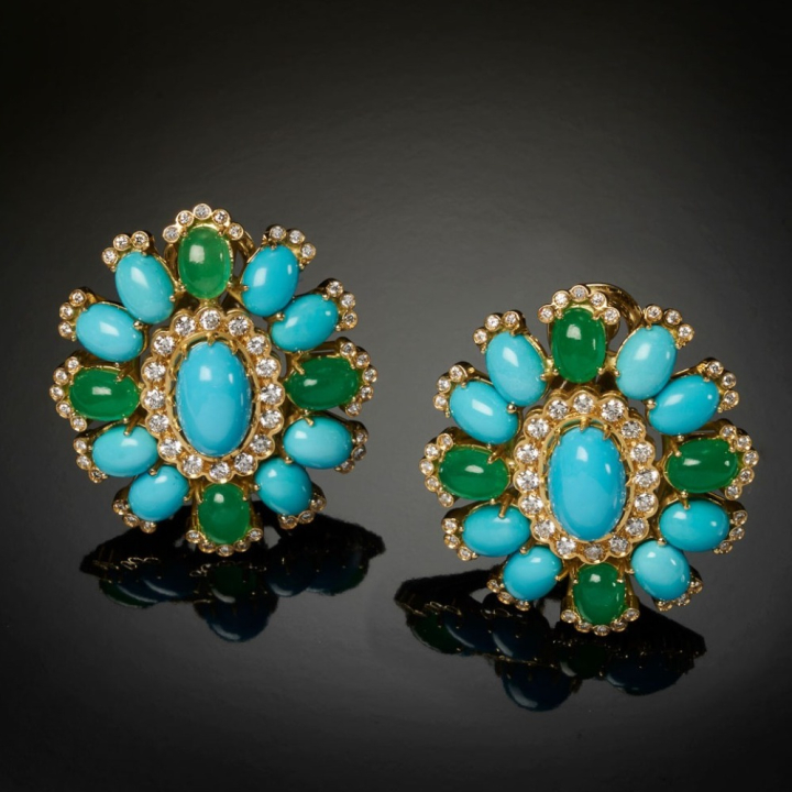 Sale Gold, Diamonds and Precious Stones Earrings in Italy